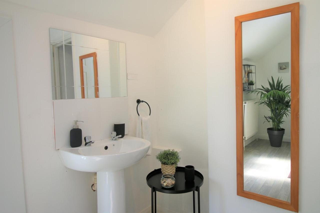 Three Bedroom Townhouse - Free Local Parking - By Property Promise كارديف المظهر الخارجي الصورة