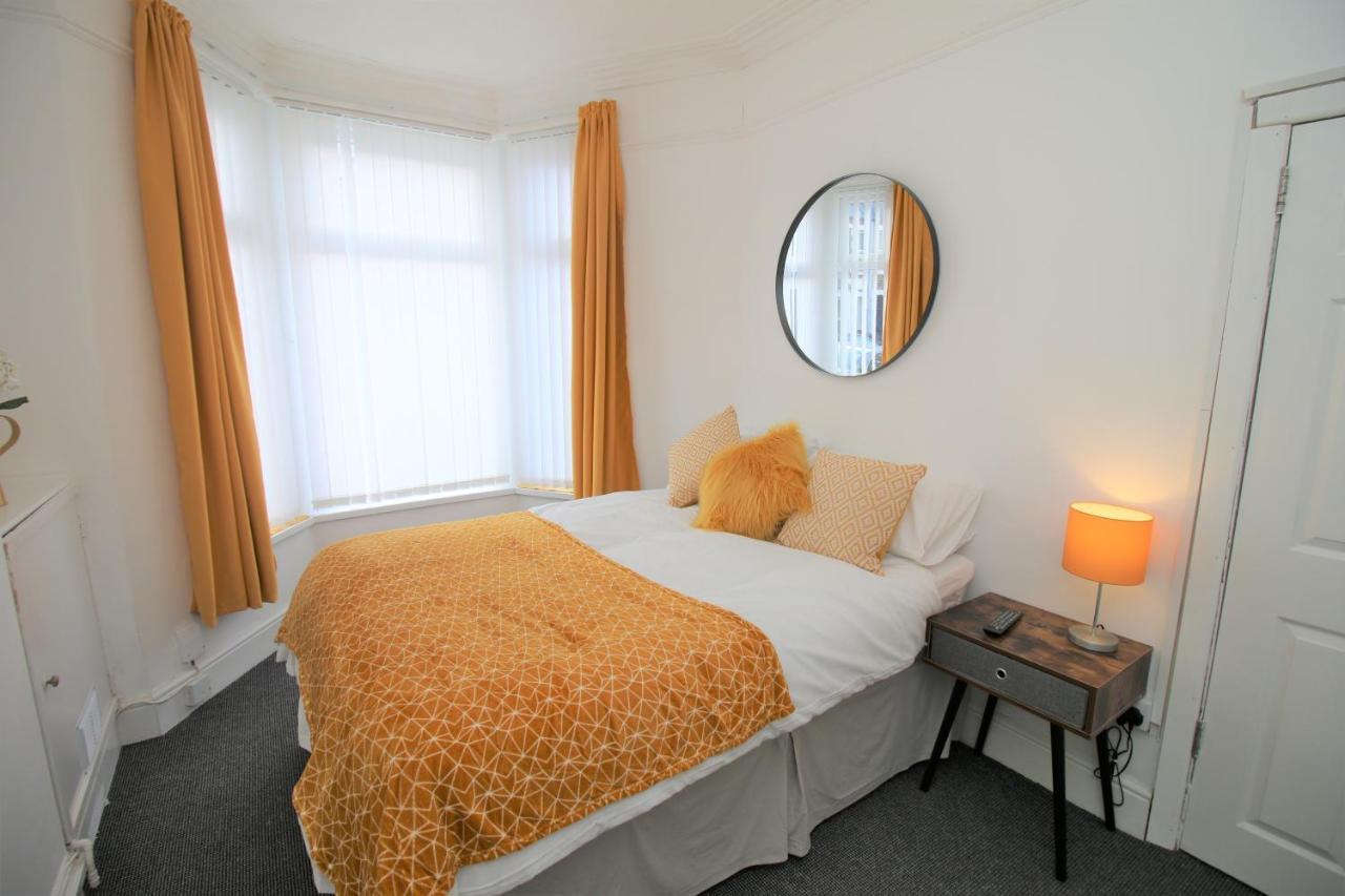 Three Bedroom Townhouse - Free Local Parking - By Property Promise كارديف المظهر الخارجي الصورة