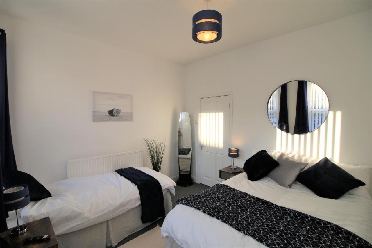 Three Bedroom Townhouse - Free Local Parking - By Property Promise كارديف المظهر الخارجي الصورة
